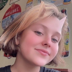 Meet your Posher, Charlotte